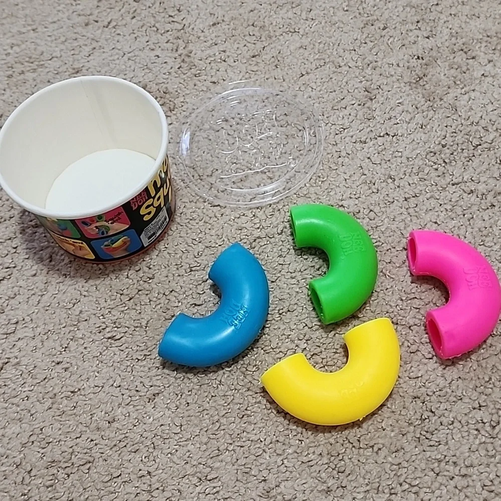 Nee Doh Mac N' Squeeze - Picture 3 of 3